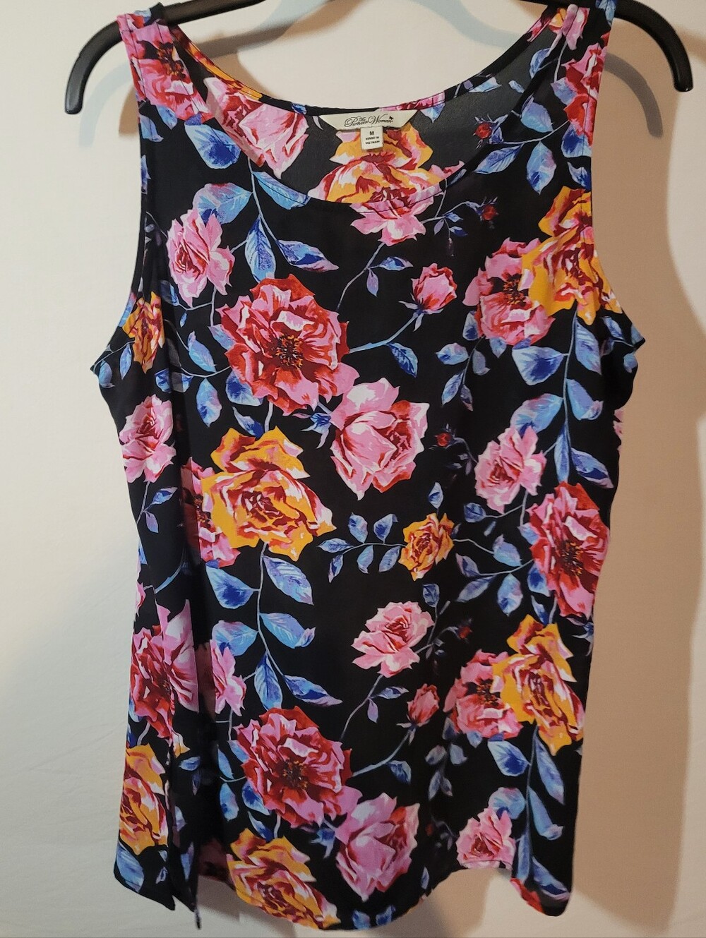 The Pioneer Woman,  Floral Tank Top with Pink Yellow and Blue Roses, M